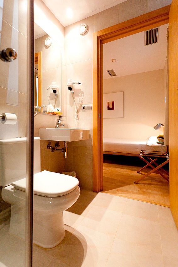 Hotel Arrizul Beach San Sebastian Bilik gambar